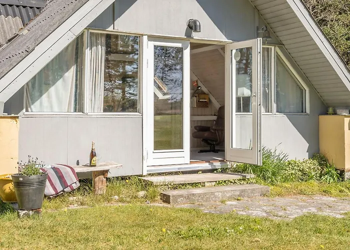 Сasa de vacaciones Odke - 3-5km From The Sea By Interhome *