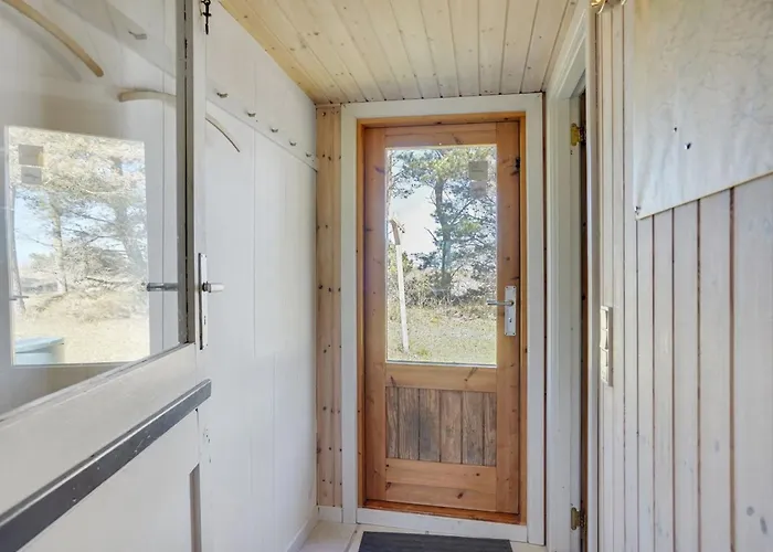 Сasa de vacaciones Odke - 3-5km From The Sea By Interhome *